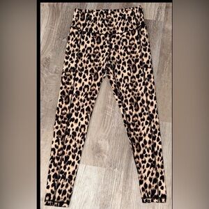 Victoria's Secret Leopard Leggings Size 6